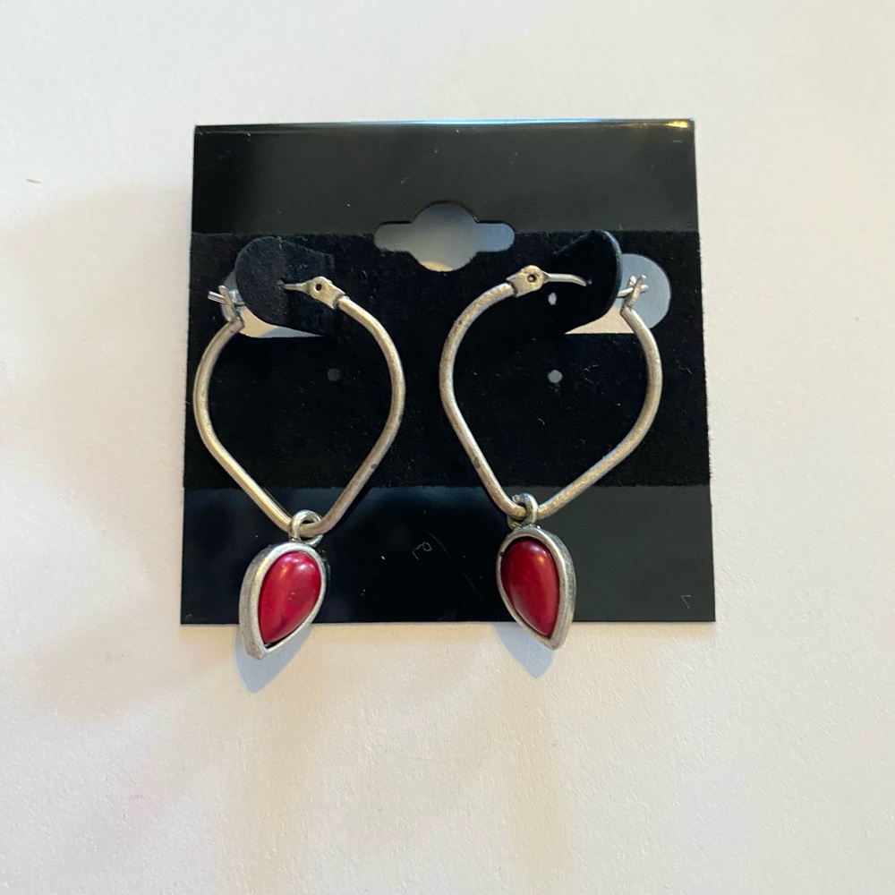 Red pendant earrings
